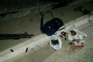 Bursa Yıldırım'da polise ateş a&ccedil;an 2 kişi, vurularak yakalandı
