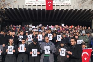 Hacettepe &Uuml;niversitesi &ouml;ğrencilerinden Halep protestosu
