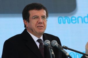 "Rusya'nın ayak s&uuml;rd&uuml;ğ&uuml;n&uuml; g&ouml;rmek bizi &uuml;z&uuml;yor"
