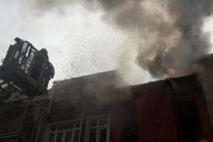 İstanbul'da 80 yaşındaki yatalak hasta yanarak can verdi