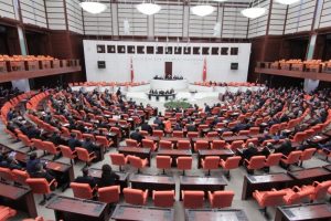 Genel Kurulda 'Cumhurbaşkanına hakaret' tartışması