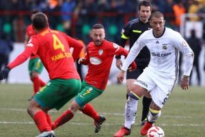 Fenerbah&ccedil;e ma&ccedil;ı sonrasında Amedsporlu 2 futbolcuya g&ouml;zaltı