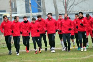 İneg&ouml;lspor ara transfer d&ouml;nemini bekliyor