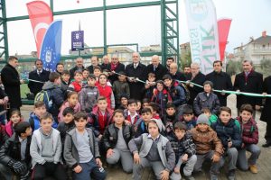 Bursa İznik'e 3 spor sahası birden