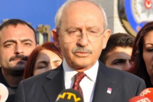 Kılı&ccedil;daroğlu, Yıldırım ve Akar'ı aradı
