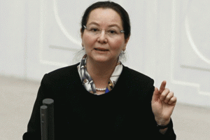 "Fırat Kalkanı vatan savunması i&ccedil;in yapılan bir şeydir"