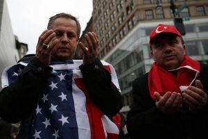 Kayseri ve İstanbul şehitleri New York'ta dualarla anıldı