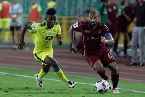 14 futbol kul&uuml;b&uuml;ne transfer yasağı