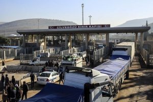 Sınırın &ouml;tesinde kurulacak &ccedil;adır kentlerin hazırlıkları s&uuml;r&uuml;yor