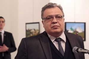 B&uuml;y&uuml;kel&ccedil;i saat 16.00'da uğurlanacak
