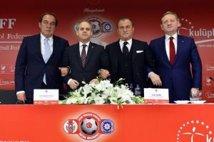Spor camiası şehit ve gaziler i&ccedil;in birlik oldu