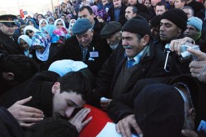 Şehit cenazesinde g&ouml;zyaşları sel oldu