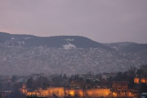 Bursa'da sis Uludağ'ın eteklerine &ccedil;&ouml;kt&uuml;