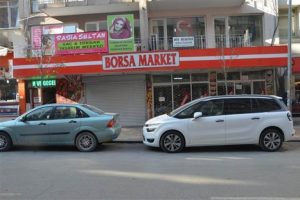 Market zincirinin patronu ka&ccedil;tı iddiası
