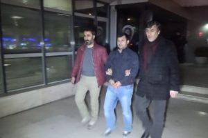 Bursa'da FET&Ouml; iddiasıyla 600 bin liralık dolandırıcılık