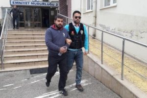 Bursa'da 9 yaşındaki yeğenine uyuşturucu sattıran amca g&ouml;zaltında