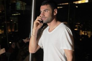Burak Yılmaz bu kez de kaza yaptı!