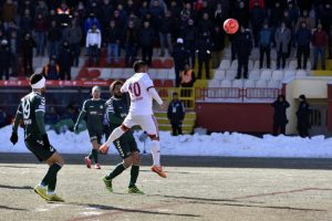 Konyaspor son dakikada 3 puandan oldu