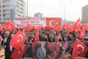 Kaymakamın şehit edildiği Derik'ten PKK'ya sert tepki