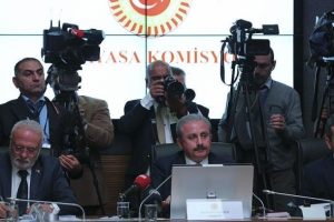 Anayasa değişiklik teklifi komisyonda