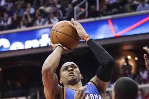 Thunder, Westbrook'un 42 sayısıyla kazandı