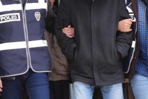 Eski MASAK &ccedil;alışanlarına FET&Ouml; operasyonu