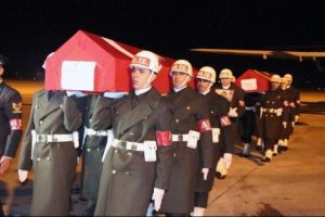 Şehit askerler Samsun'da g&ouml;zyaşlarıyla karşılandı