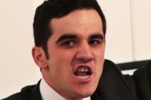 FET&Ouml; 'ayaktayım bitmedim' mesajı verdi