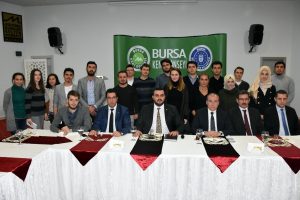 Bursa Kent Konseyi Başkanı &Ccedil;epni gen&ccedil;lerle buluştu