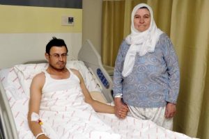 Oğluna yeni yıl hediyesi b&ouml;breğini verdi