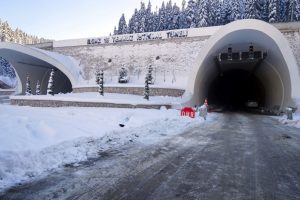 2 saatlik mesafe 8 dakikaya d&uuml;ş&uuml;yor: Pazartesi a&ccedil;ılacak