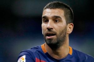 İspanyol basını: Barcelona, Arda Turan'ı satmayı d&uuml;ş&uuml;n&uuml;yor