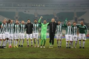 Bursaspor, son yılların en iyi sezonunu ge&ccedil;iriyor
