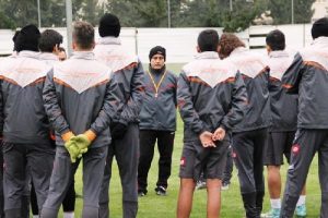 Adanaspor kampa girdi
