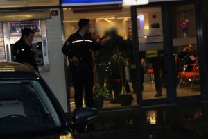 Uyanık g&uuml;venlik g&ouml;revlisi soygunu &ouml;nledi