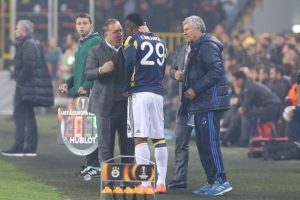 Advocaat'tan Emenike'ye sert s&ouml;zler