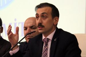Kayyumdan bor&ccedil; tepkisi: "Nereye gitti bu paralar"