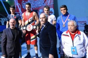T&uuml;rkiye'nin boks şampiyonları Bursa'da belli oldu