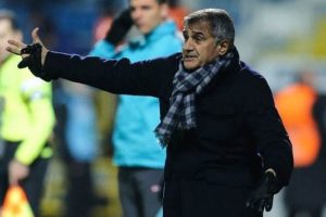 Beşiktaş ge&ccedil;en sezonu arattı