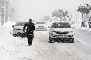 Doğu Anadolu'da 160 k&ouml;ye ulaşım sağlanamıyor