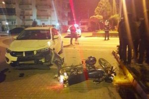 Motosikletten beton zemine &ccedil;akıldılar