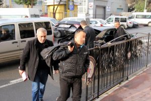 FET&Ouml;'n&uuml;n emniyet yapılanmasına operasyon: 5 g&ouml;zaltı