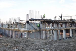 Bursa'da dev spor kompleksi hızla y&uuml;kseliyor