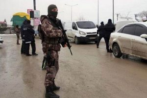 Bolu'da asayiş uygulamasına Polis &Ouml;zel Harekat Timi katıldı