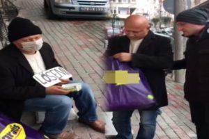 &Ouml;nce kameraya sonra zabıtaya yakalandı