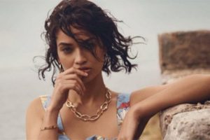 Shanina Shaik'tan yıld&ouml;n&uuml;m&uuml; kutlaması
