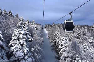 Bursa Uludağ'da teleferik seferlerine yılbaşı d&uuml;zenlemesi