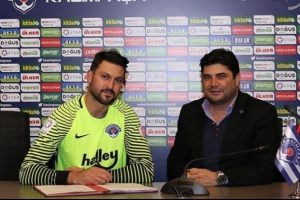 Kasımpaşa, Ramazan K&ouml;se ile s&ouml;zleşme yeniledi