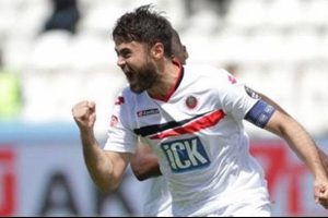 İlhan Cavcav, Ahmet &Ccedil;alık'ın bonservis bedelini a&ccedil;ıkladı