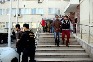 Bursa'da taksideki uyuşturucu sevkıyatına polis operasyonu
